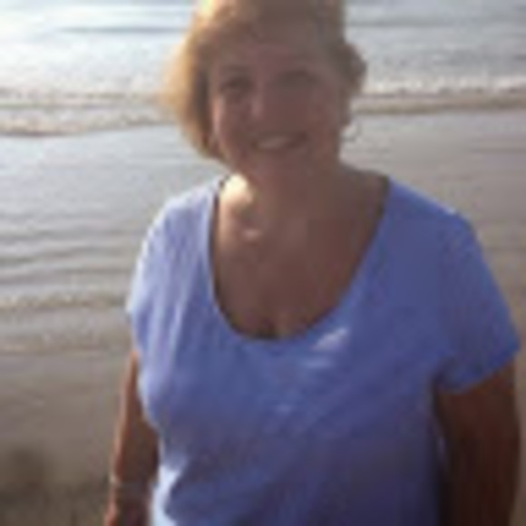 Meet your Posher, Pam - Picture 1 of 1